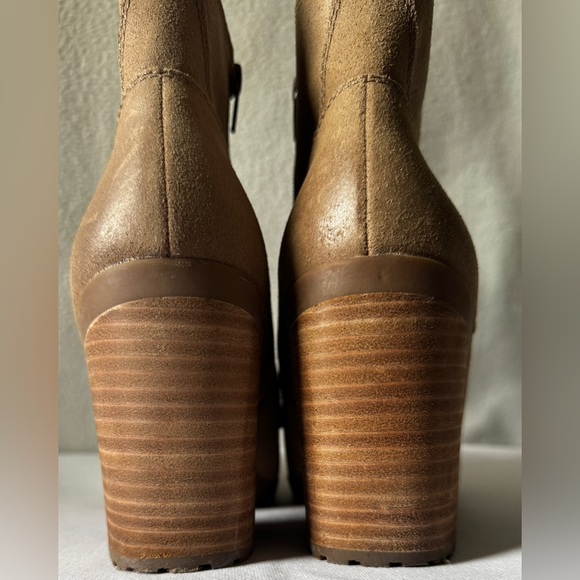 Lucky Brand Size 10 Women’s Leather Tan Heeled Booties. - Picture 12 of 16